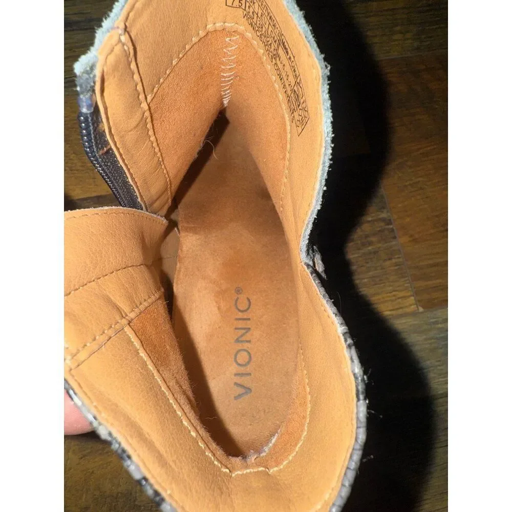 Vionic Naomi Snake Embossed Booties Boots Shoes‎ Size 7.5
